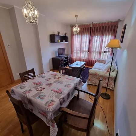 Piso Rio Sella Apartment Arriondas Exterior photo